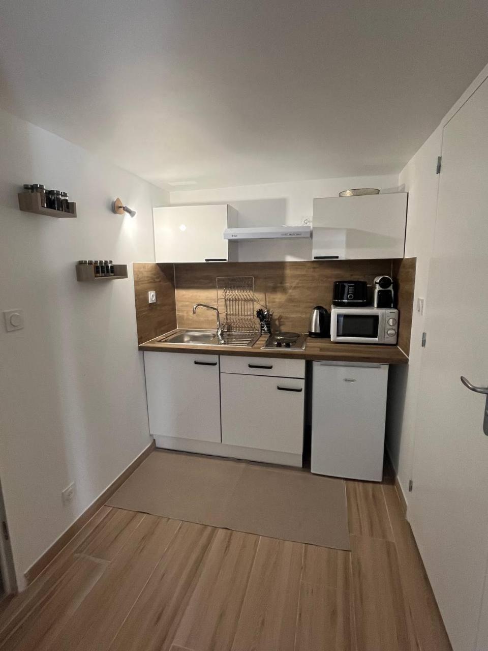 Charmant Et Confortable Appartement ナルボンヌ エクステリア 写真