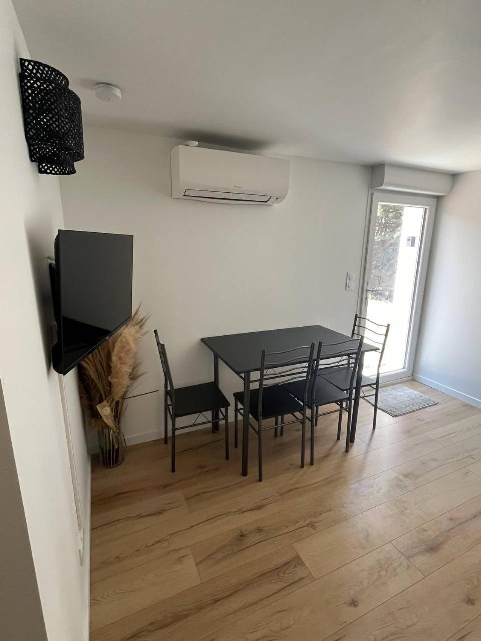 Charmant Et Confortable Appartement ナルボンヌ エクステリア 写真